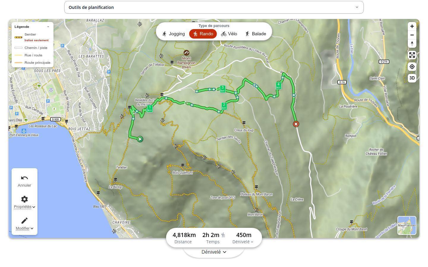 Carte MapPlanner sur ordinateur avec l'option des sentiers balisés activée : les sentiers balisés ressortent avec une bordure colorée, les autres chemins sont atténués et l'itinéraire de randonnée suit le balisage