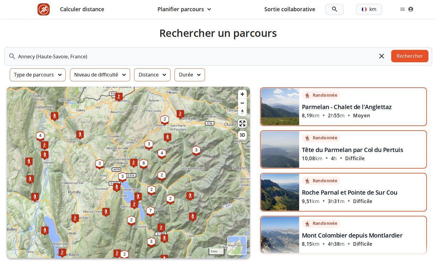 Page de recherche de parcours MapPlanner sur ordinateur : carte des parcours trouvés autour d'Annecy, liste de résultats à droite et filtres par type de parcours, niveau de difficulté, distance et durée