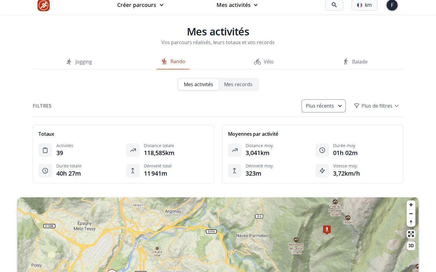 Page de vos activités sur ordinateur dans MapPlanner, avec les onglets par activité, les totaux (nombre d'activités, distance, durée et dénivelé) et les moyennes par activité au-dessus de la carte